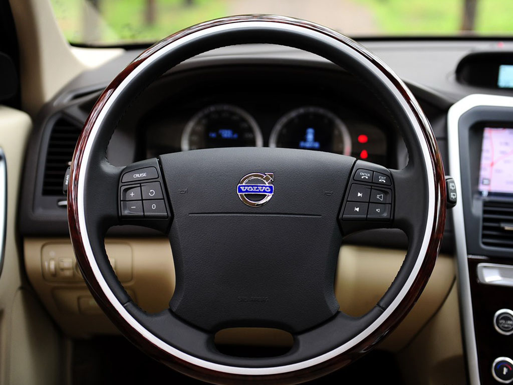 沃尔沃xc60(进口)沃尔沃xc60方向盘