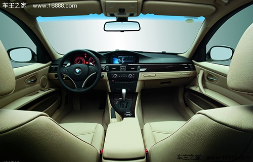 如何在长途过程除去车内异味 通风除味_车居知