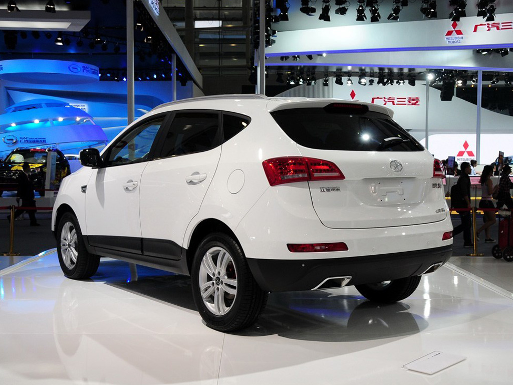 汽车图库 江淮 江淮汽车 瑞风s5(23/63) 外观图片 参考成交价: 5.