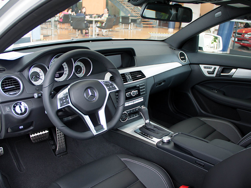 奔驰c级(进口)内饰图片 – 车主之家