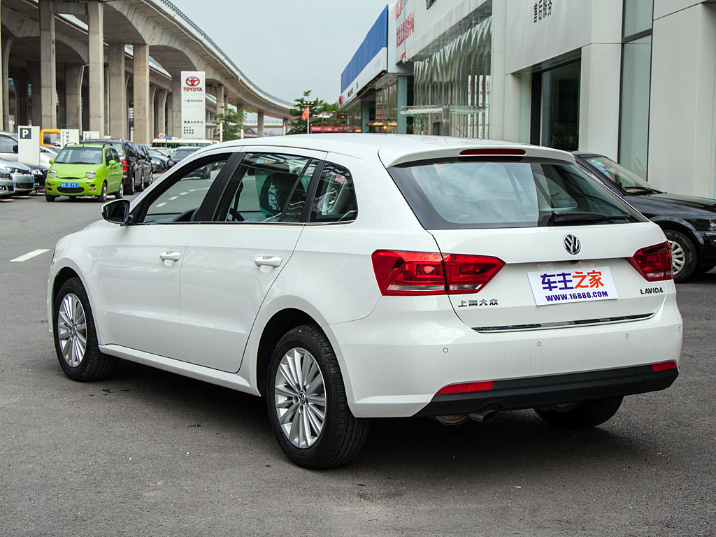 汽车图库 大众 上海大众 朗行(21/111) 外观图片 参考成交价: 6-16.