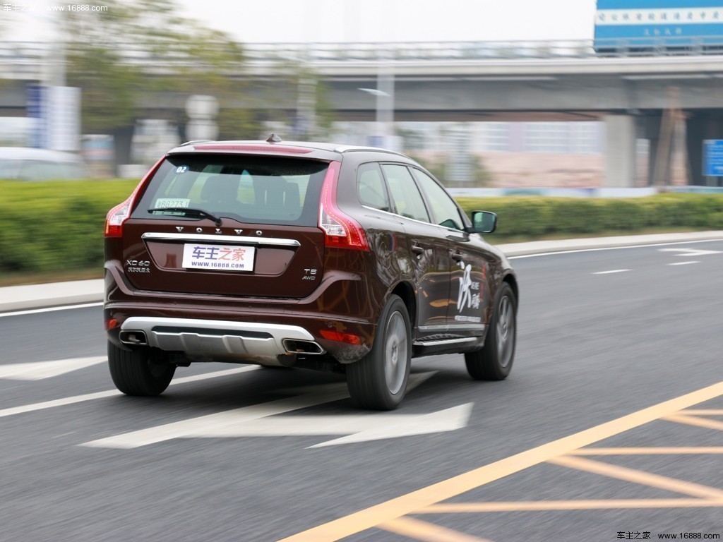沃尔沃xc6015款 2.0t t5 智驭版
