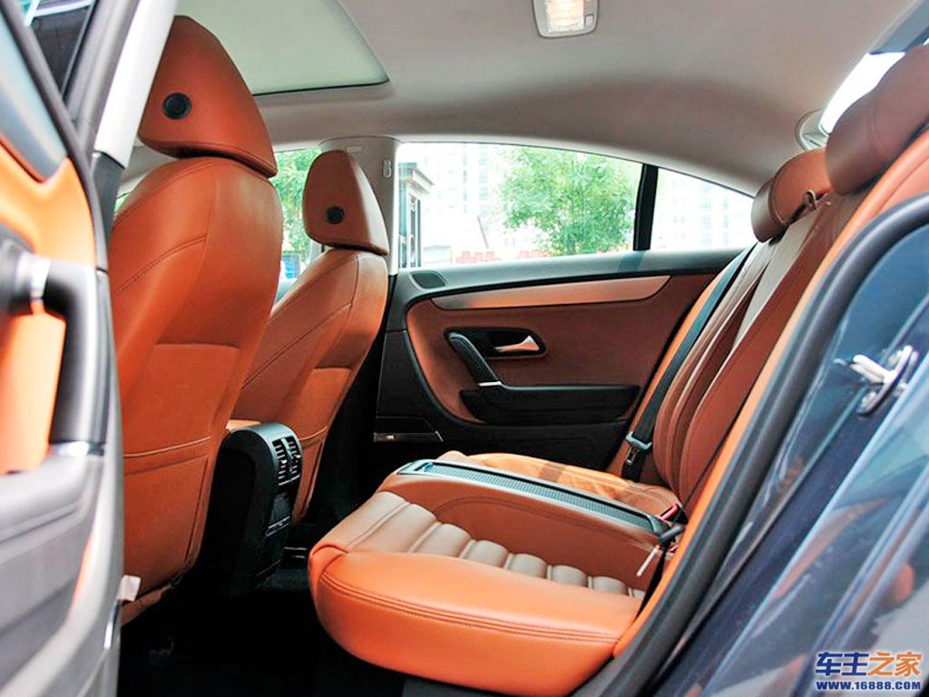 一汽-大众cc后排空间