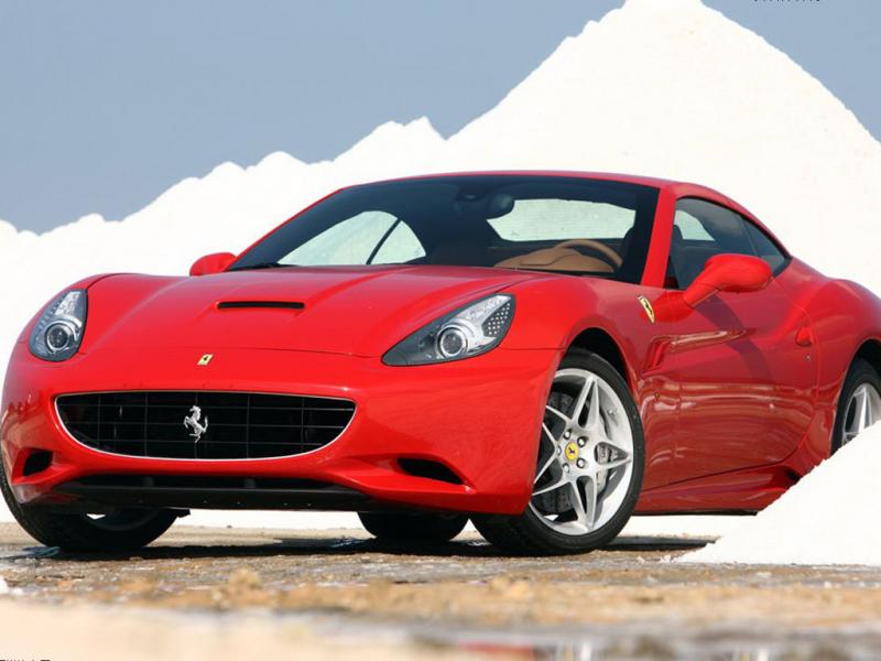 红色法拉利california壁纸