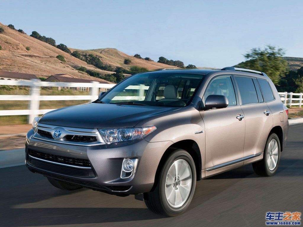 汽车图库 丰田 广汽丰田 汉兰达(113/606) 外观 灰色 汉兰达 参考成交