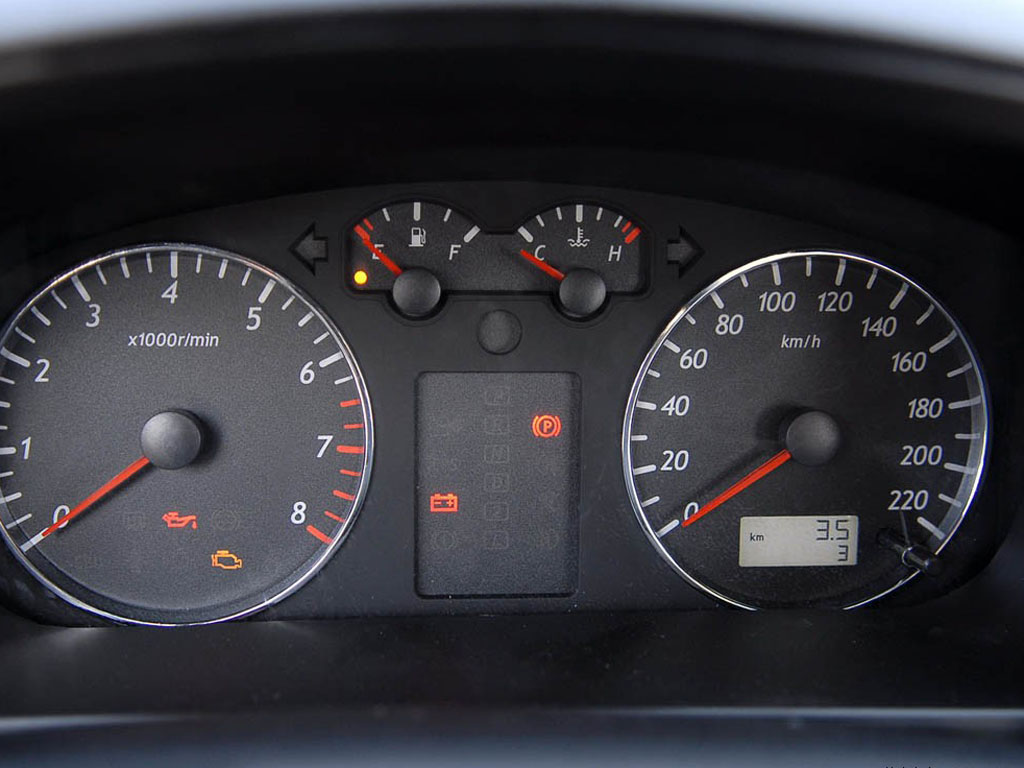 汽车图库 吉利 吉利汽车 自由舰(58/97) 内饰 自由舰仪表盘 参考成交