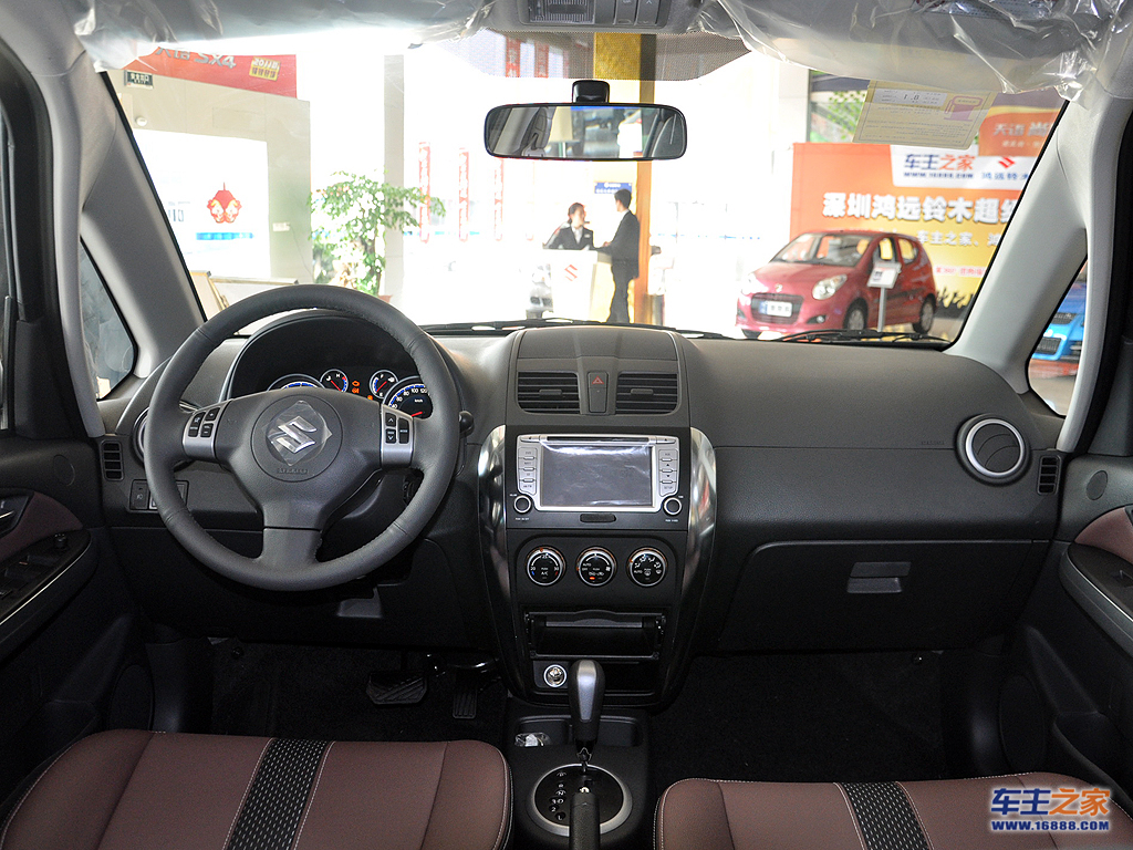 汽车图库 铃木 长安铃木 天语sx4(133/410) 内饰 中控台 参考成交价